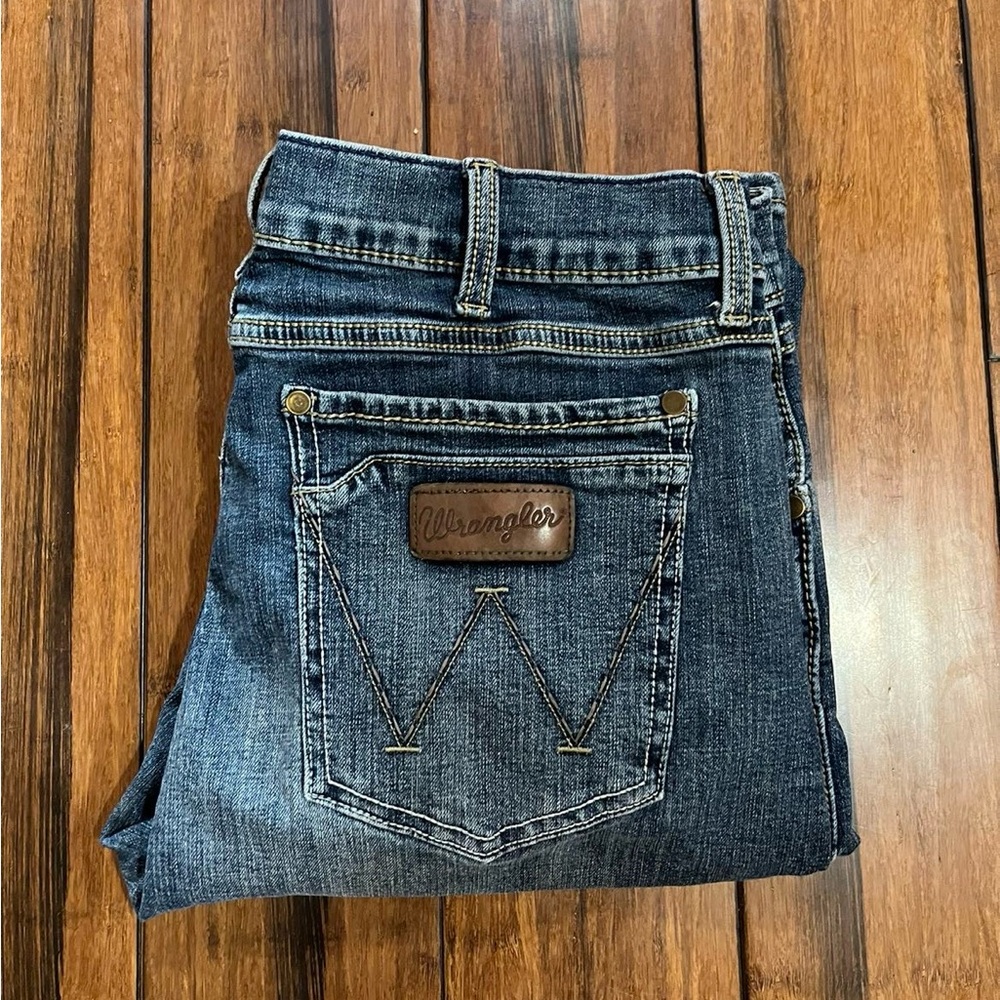 Men’s Wrangler Retro Slim Boot Cut Jean